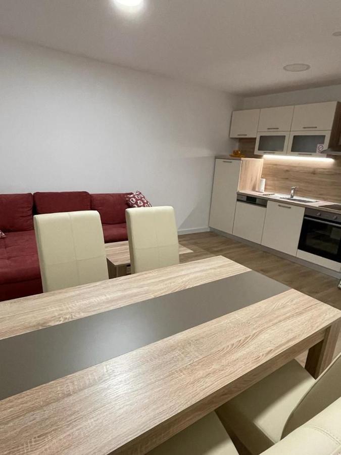ווליקה גוריצה Apartmani Daisy מראה חיצוני תמונה