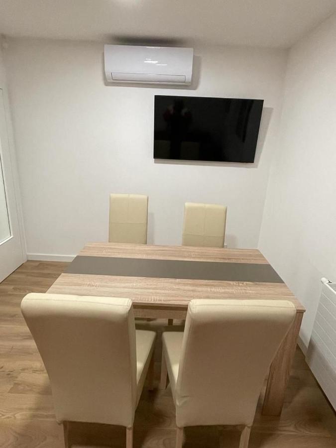 ווליקה גוריצה Apartmani Daisy מראה חיצוני תמונה