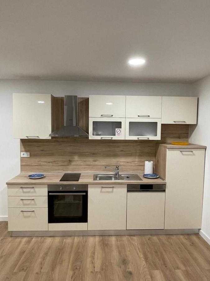 ווליקה גוריצה Apartmani Daisy מראה חיצוני תמונה