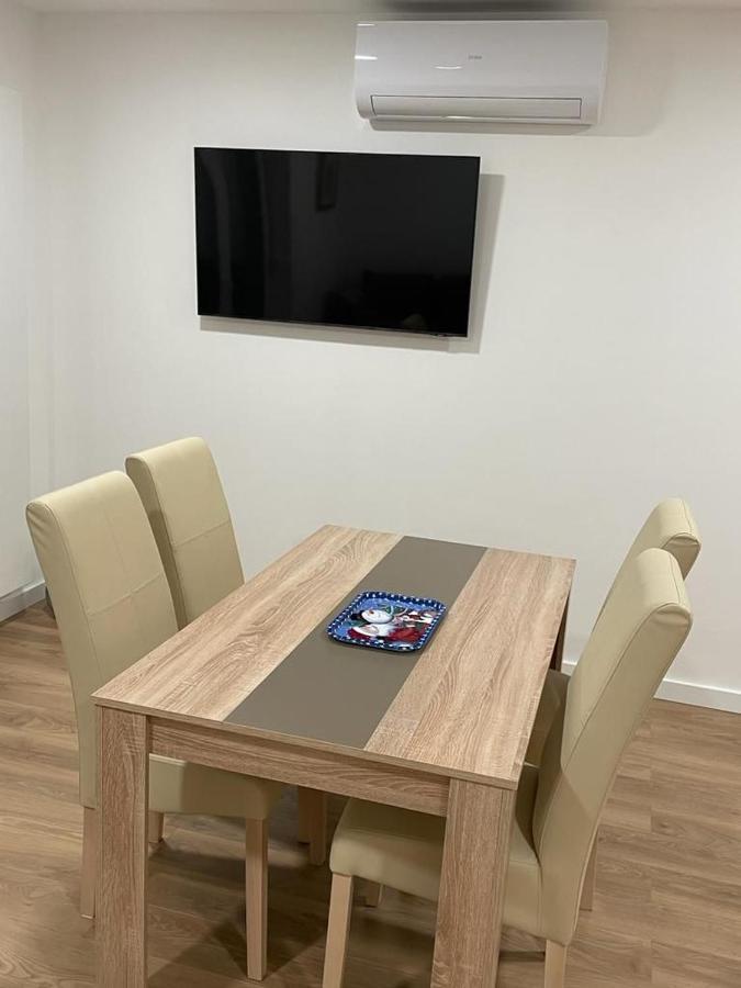 ווליקה גוריצה Apartmani Daisy מראה חיצוני תמונה