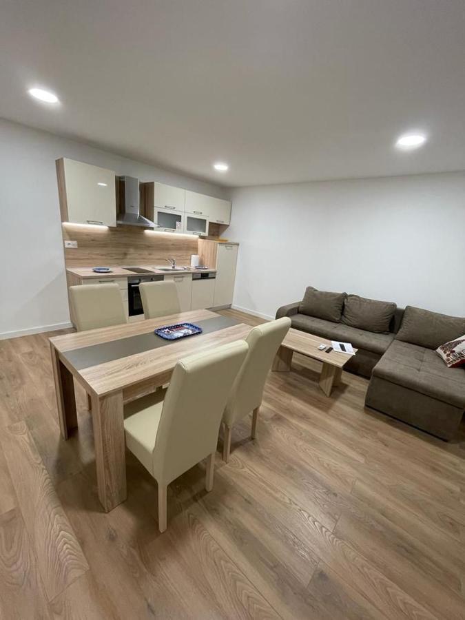 ווליקה גוריצה Apartmani Daisy מראה חיצוני תמונה